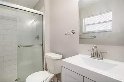 1027 Pinegrove Drive, Brandon, FL 33511 - Photo 14