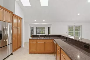 7141 Wooded Village Ln, Orlando, FL 32835 - Photo 18