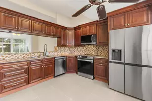 5332 Dorrington Ln, Orlando, FL 32821 - Photo 14