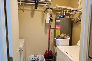 2504 Grassy Point Dr, Lake Mary, FL 32746 - Photo 16