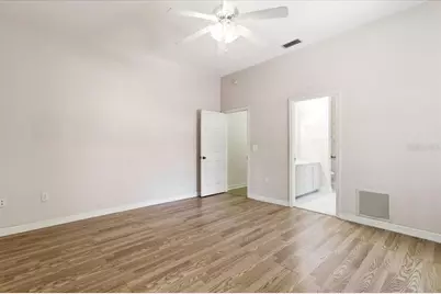 31325 Prestwick Avenue, Sorrento, FL 32776 - Photo 10