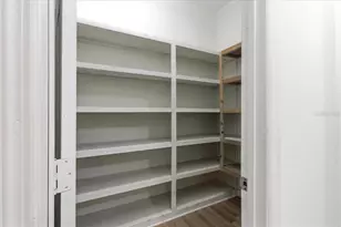 31325 Prestwick Ave, Sorrento, FL 32776 - Photo 6