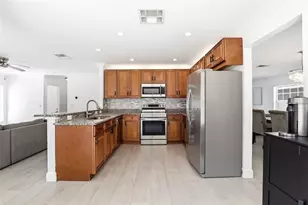 3016 Stillwater Dr, Kissimmee, FL 34743 - Photo 12