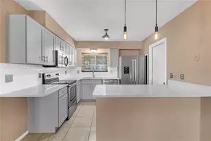 10703 Windsor Ct, Orlando, FL 32821 - Photo 20