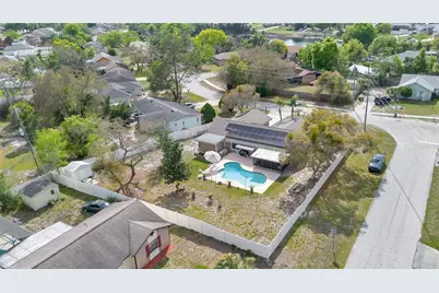 985 Hemingway Drive, Deltona, FL 32725 - Photo 2