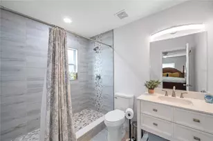 2703 18th St S, Saint Petersburg, FL 33712 - Photo 14