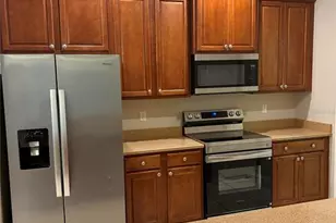 8520 Broken Willow Ct, Tampa, FL 33647 - Photo 2