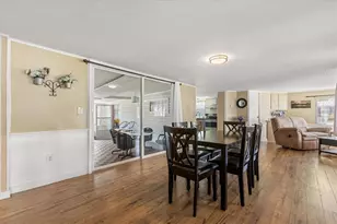 11504 Hickory Ln, Tavares, FL 32778 - Photo 8