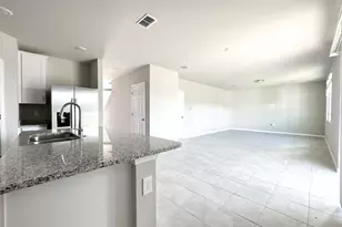 484 Sun Warbler Wy, Saint Cloud, FL 34771 - Photo 6