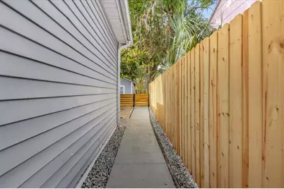 322 E Kaley Street #B, Orlando, FL 32806 - Photo 6