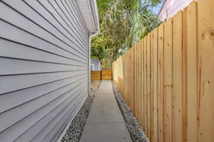 322 E Kaley St, Orlando, FL 32806 - Photo 6