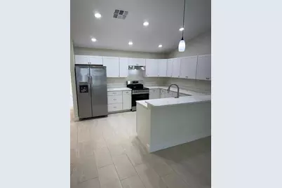 116 Dewitt Court #116, Eustis, FL 32726 - Photo 2