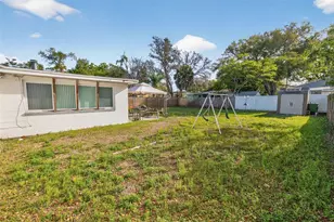 10223 N Armenia Ave, Tampa, FL 33612 - Photo 4