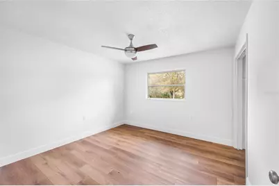 22820 Sorrento Avenue, Sorrento, FL 32776 - Photo 18