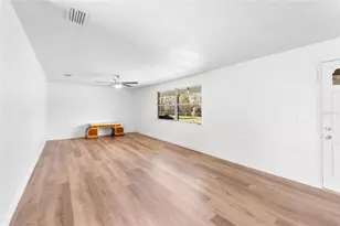 22820 Sorrento Ave., Sorrento, FL 32776 - Photo 10