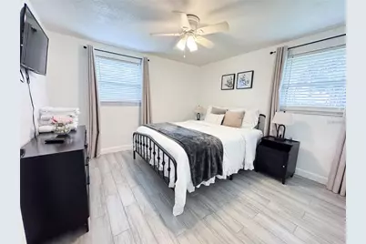 9616 Pine Ridge Avenue, Riverview, FL 33578 - Photo 18