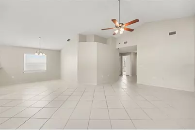 204 Kingshill Court SE, Winter Haven, FL 33884 - Photo 4