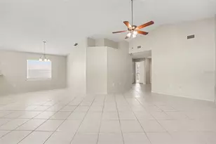 204 Kingshill Ct SE, Winter Haven, FL 33884 - Photo 4