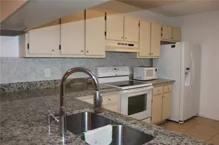 602 Kenwick Cir, Casselberry, FL 32707 - Photo 2