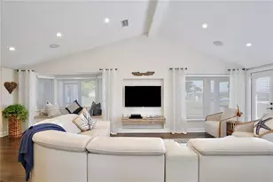 210 N Riverside Dr, Edgewater, FL 32132 - Photo 14