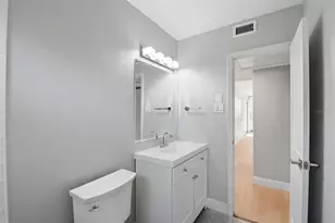 405 Shore Dr E, Oldsmar, FL 34677 - Photo 38