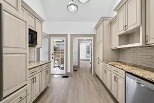 1330 Cherry St NE, Saint Petersburg, FL 33701 - Photo 30