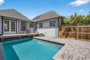 1330 Cherry St NE, Saint Petersburg, FL 33701 - Photo 4