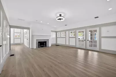 1330 Cherry Street NE, Saint Petersburg, FL 33701 - Photo 12