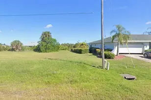 2416 NW 9th Terrace, Cape Coral, FL 33993 - Photo 4