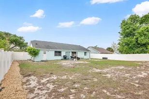 144 Hilltop St, Davenport, FL 33837 - Photo 20