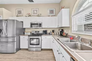 15842 Robin Hill Loop, Clermont, FL 34714 - Photo 8