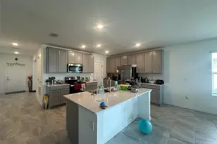 373 Pineywoods St, Saint Cloud, FL 34772 - Photo 8