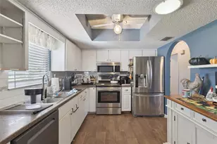 17841 SE 106th Ct, Summerfield, FL 34491 - Photo 6