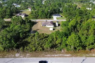 710 Randall Ave E, Lehigh Acres, FL 33974 - Photo 4