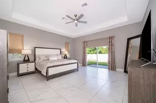 2766 Shannin Dr, Saint Cloud, FL 34771 - Photo 10