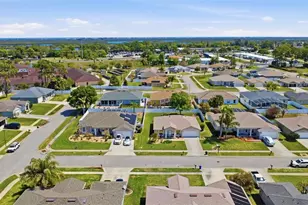 403 Central Mariners Dr, Edgewater, FL 32141 - Photo 38