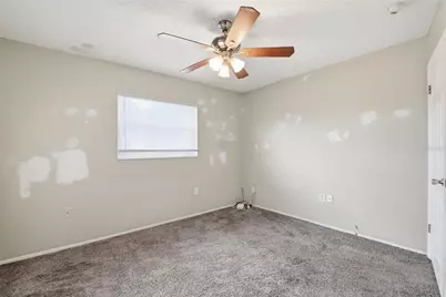 2706 40th Street W, Bradenton, FL 34205 - Photo 16