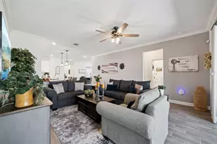 6997 Perch Hammock Loop, Groveland, FL 34736 - Photo 10