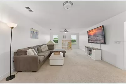 635 Neptune Drive, Groveland, FL 34736 - Photo 32