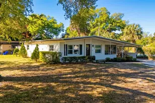 106 E Jinkins Cir, Sanford, FL 32773 - Photo 2