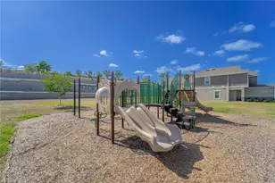 820 Overpool Ave, Davenport, FL 33896 - Photo 38