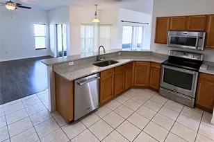 3637 Weatherfield Dr, Kissimmee, FL 34746 - Photo 10