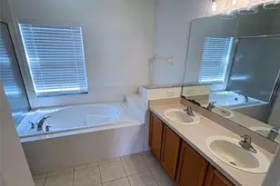 3637 Weatherfield Dr, Kissimmee, FL 34746 - Photo 12