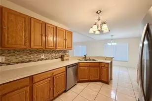 530 Finch Ln, Kissimmee, FL 34759 - Photo 10
