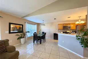 530 Finch Ln, Kissimmee, FL 34759 - Photo 8