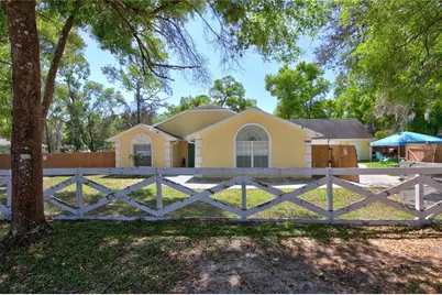1240 15th Street, Orange City, FL 32763 - Photo 2