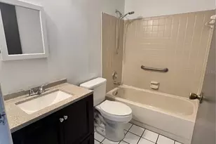 4918 Silver Oaks Village, Orlando, FL 32808 - Photo 22