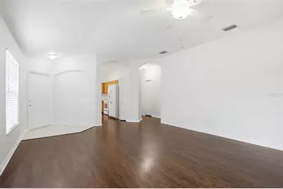 5751 Autumn Shire Drive, Zephyrhills, FL 33541 - Photo 10