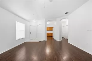 5751 Autumn Shire Dr, Zephyrhills, FL 33541 - Photo 8