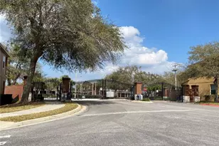 2520 Retreat View Cir, Sanford, FL 32771 - Photo 12